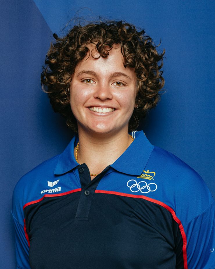 Jule  Insinna