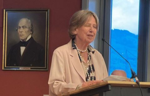 Princess_Nora_Rathaussaal_Speach